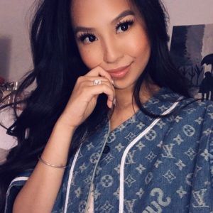 Meet your Posher, Helen